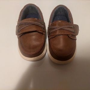 5/$25 American Eagle size 5 toddler boy brown loafer white soles velcro opening